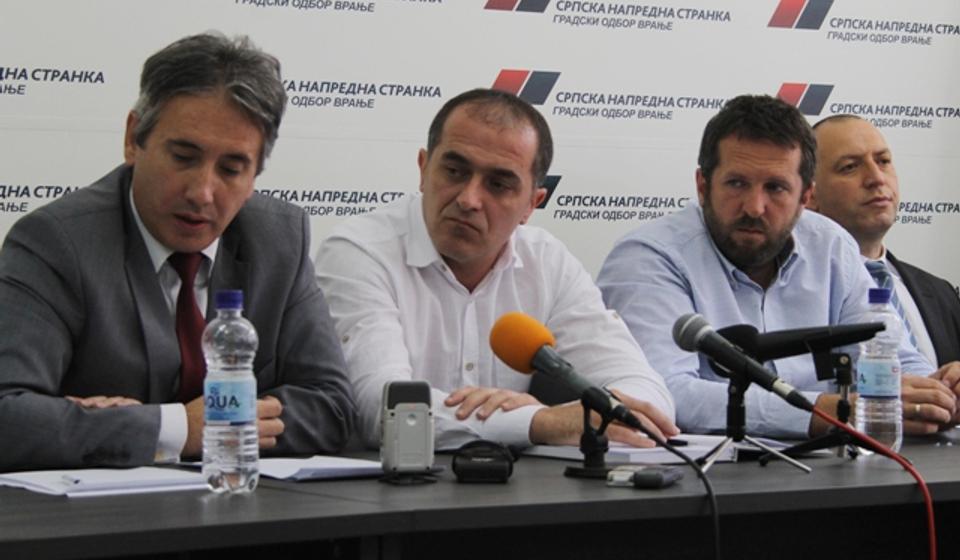 Gradonačelnik Milenković smatra da direktor ZC-a dobro obavlja svoj posao. Foto VranjeNews