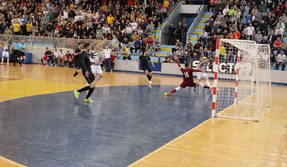 Još jedna izgledna prilika u prvom delu igre na 0:2. Foto Vranje News