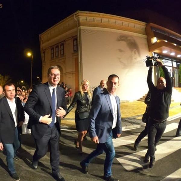 Sve za (glasačku) masu: Vučić. Foto Vranje news