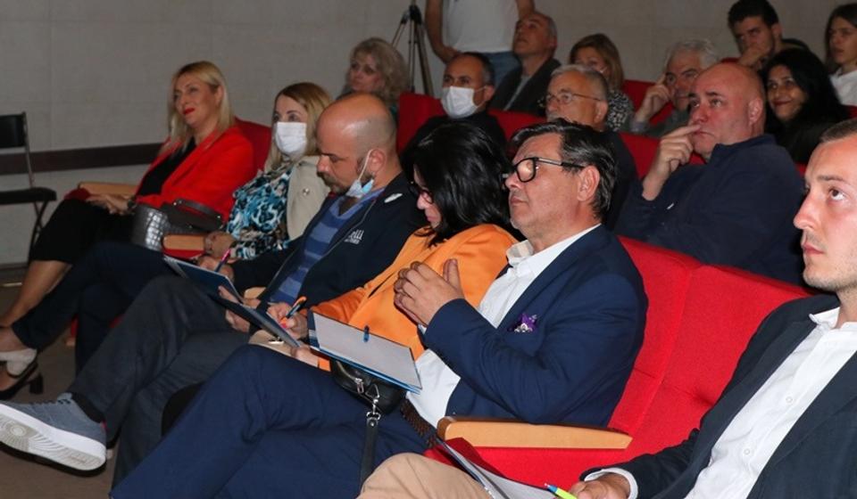 Žiri. Foto Vranje News