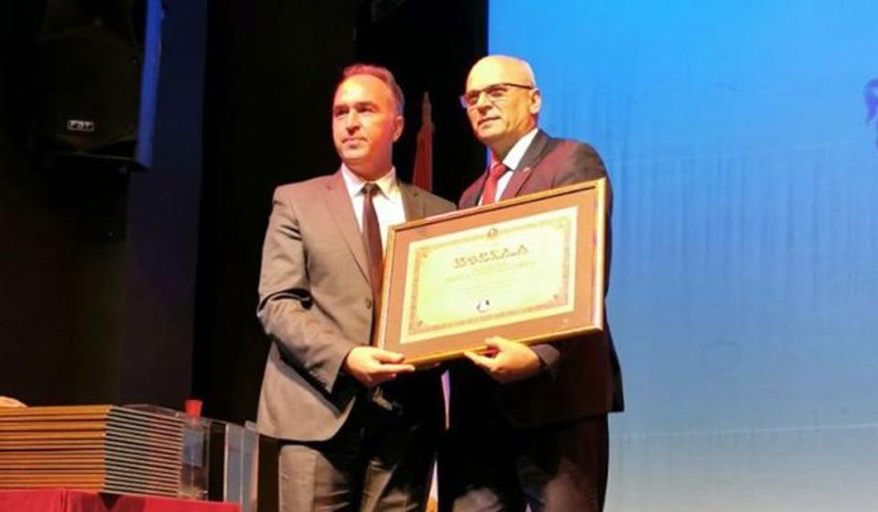 Foto FB profil Alfa plam