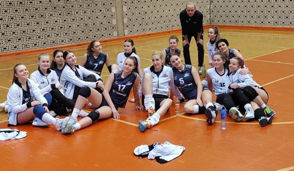 Pandice pre meča sa Leskovčankama. Foto OK Panda