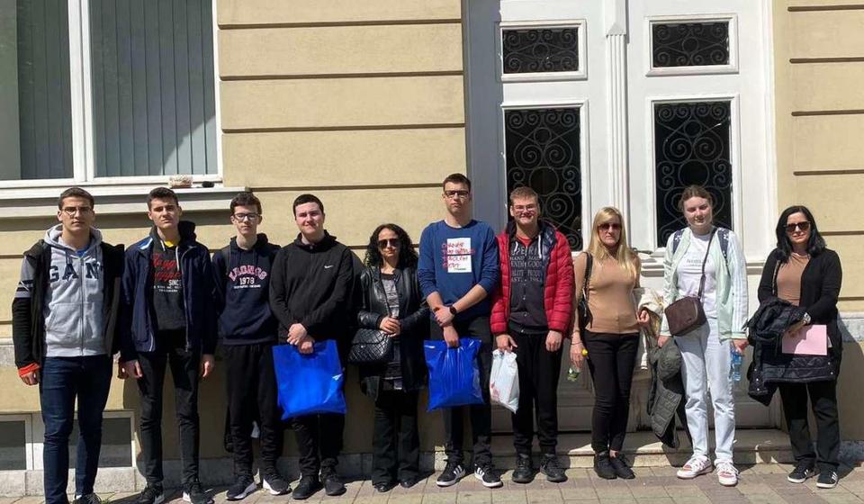 Vranjski gimnazijalci na takmičenju u Smederevu. Foto Gimnazija Bora Stanković