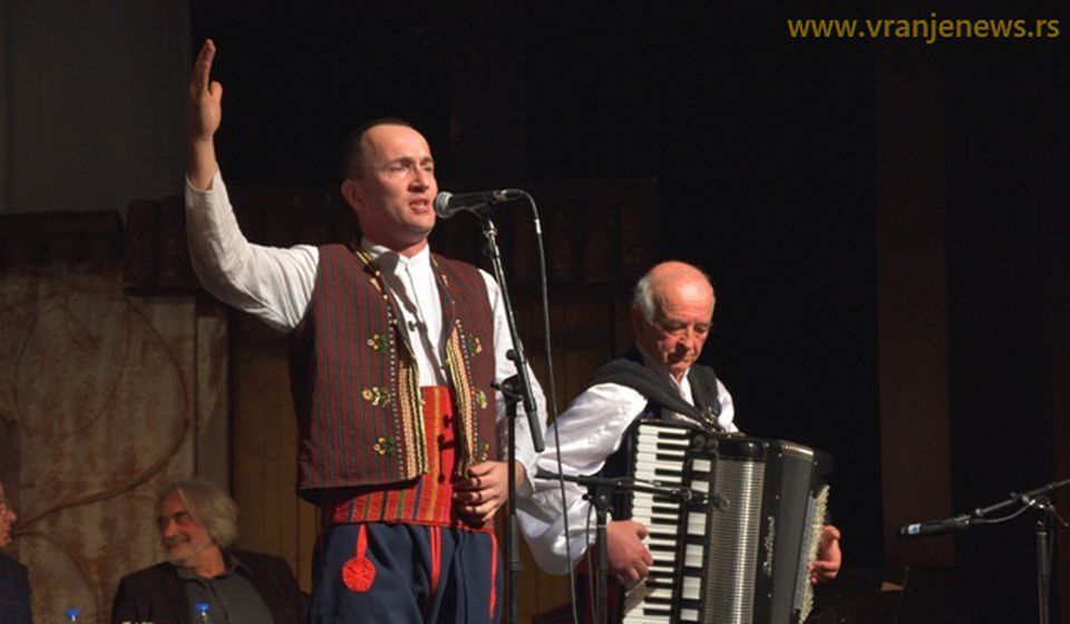 Dalibor Mladenović, član Grupe Izvor, na festivalu 2020. godine. Foto Vranje News