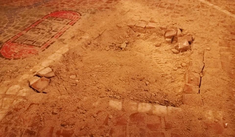 Velika oštećenja na mozaik mapi. Foto VranjeNews