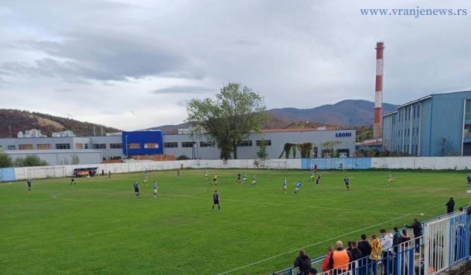 Detalj sa utakmice OFK Topličanin - Dinamo Jug u Prokuplju. Foto Vranje News