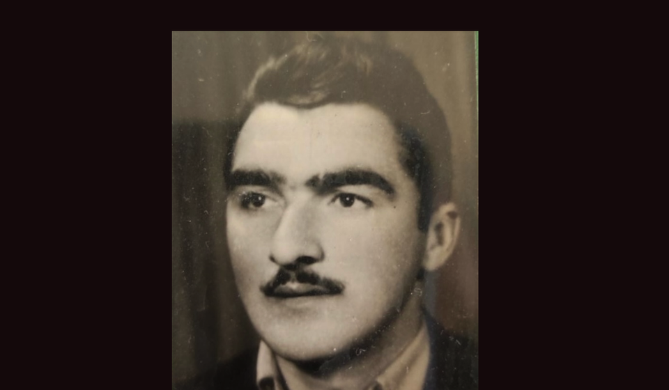 Fotografija učitelja Aleksandra Popovića Krampusa iz spomen sobe njemu u čast, koja je otvorena u OŠ Dositej Obradović u Vranju u proleće 2019. godine