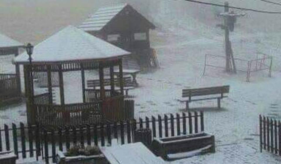 Prvi sneg ove sezone. Foto TOV