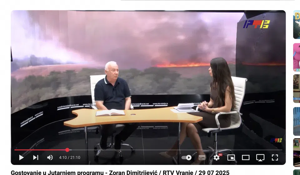 On ne gi samo gasi požari (u kratke hlače), on gi predosića požari. Foto YouTube (kanal RTV doo)