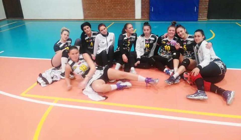 Pandice posle trijumfa u Knjaževcu. Foto OK Panda