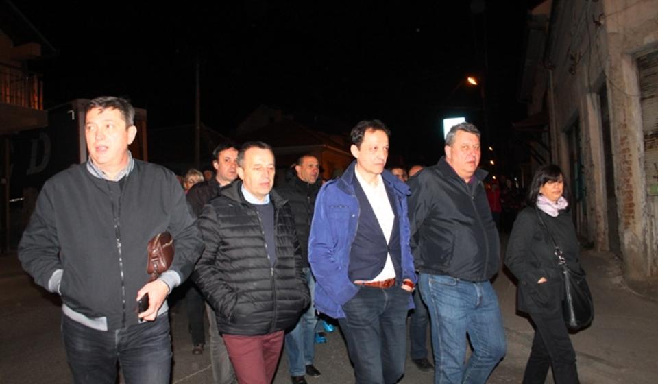 Kako do Beograda: vrh lokalnog DS-a na jednom od vranjskih protesta. Foto VranjeNews