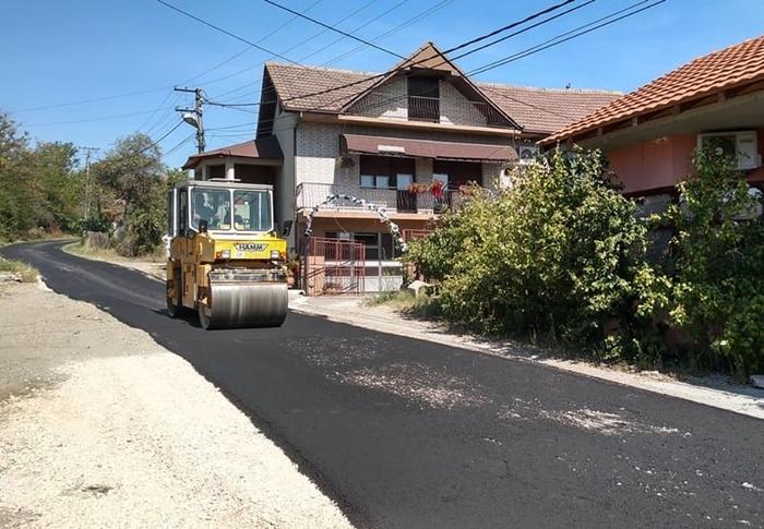 Deonica na relaciji Bresnica - Osatica asfaltirana 2019. godine. Foto G.V.
