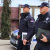 Porodica nema reči zahvalnosti za dvojicu policajaca. Foto fejsbuk SMS dn017