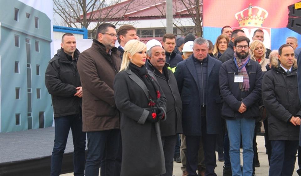 Kamen temeljac za prvu fazu izgradnje stanova položen u februaru prilikom posete Aleksandra Vučića Vranju. Foto VranjeNews