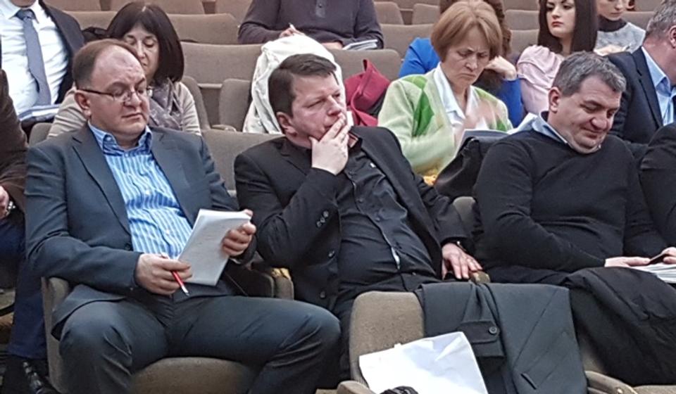Sto odsto sigurno: dva Antića i Janjić na sednici skupštine grada. Foto VranjeNews