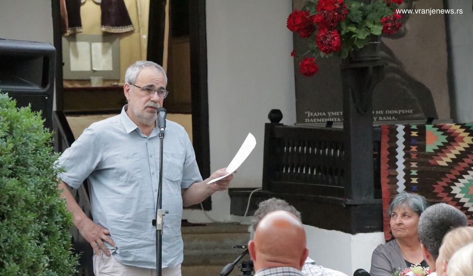 Mihajlo Pantić gost Vranja povodom Dana Gradske biblioteke. Foto Vranje news