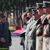 Komandant 4. brigade KoV brigadni general Slobodan Stopa uručuje priznanja. Foto Vranje News