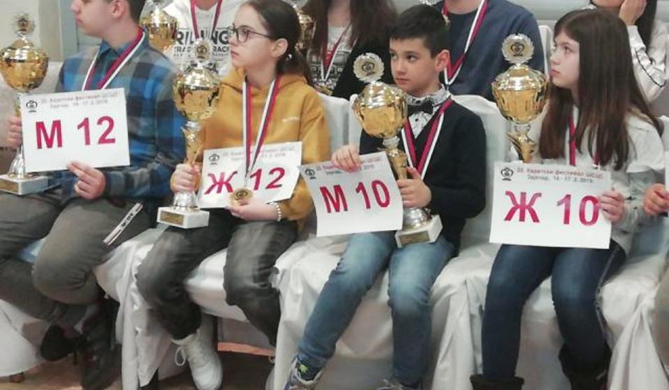 Vranje ima mnogo šahovskih talenata. Foto privatna arhiva