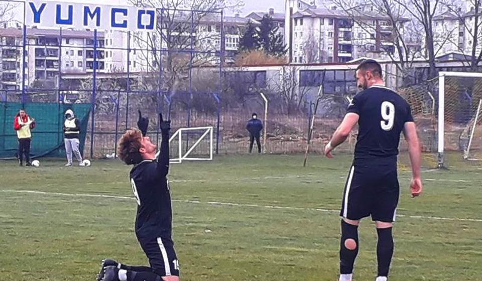 Dejan Tumbas posle drugog gola za Dinamo. Foto FK Dinamo