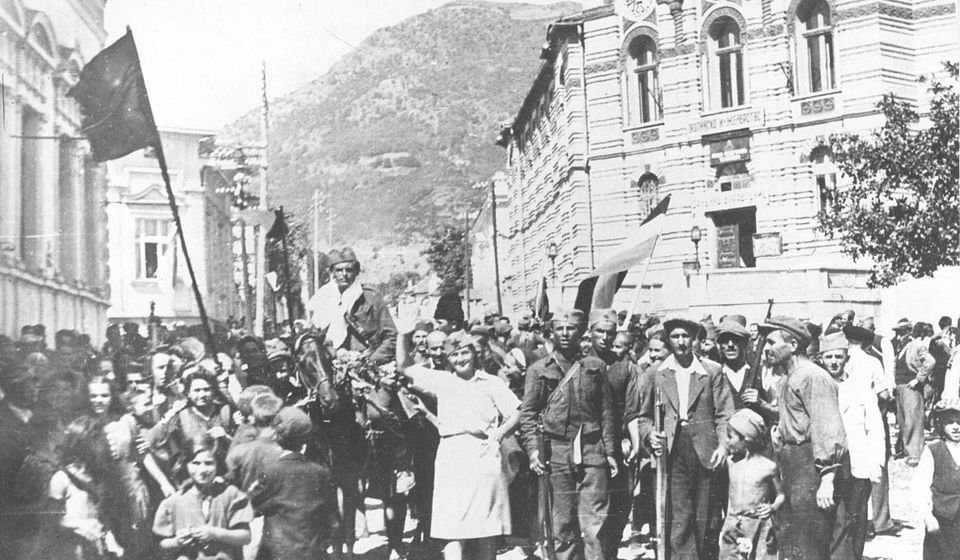 Jedna od fotografija iz perioda oslobođenja Vranja od fašističke okupacije. Foto Wikipedia (autor nepoznat)