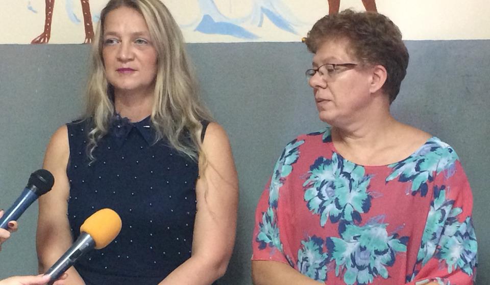 Ivana Tasić (levo) i Danijela Milosavljević. Foto Grad Vranje