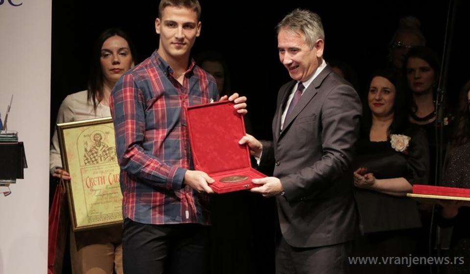 Laureat među srednjoškolcima je gimnazijalac Bogdan Milenković. Foto Vranje News