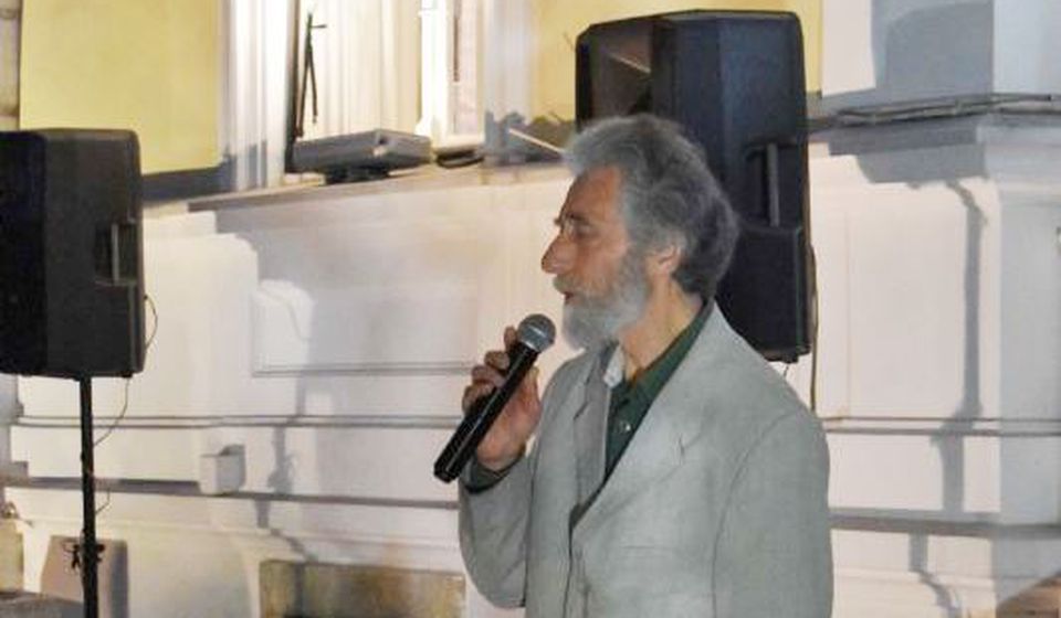 Otvaranje izložbe nastupom je uveličao pojac Ljubomir Manasijević. Foto Žuto cveće