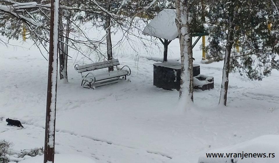 I Vranje od jutros zavejano. Foto Vranje News