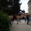 Maturanti iz škole krenuli u šetnju gradom. Foto VranjeNews