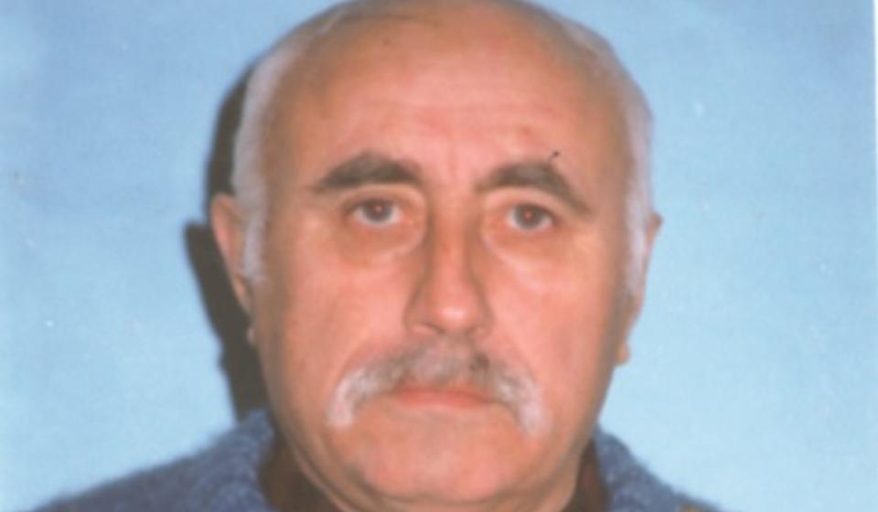 Bora Mišić, blagajnik-računopolagač, radnik sa najdužim stažom u Radničkom univerzitetu. Foto NU