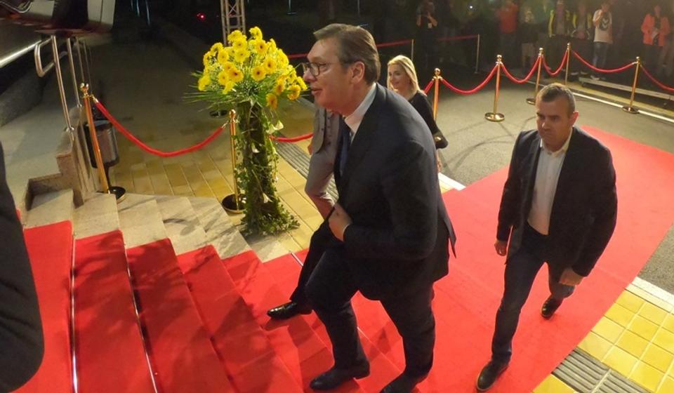 Država je našla i jednu nemačku kompaniju da zaposli bivše Geoksovce, tvrdi Vučić. Foto Vranje News