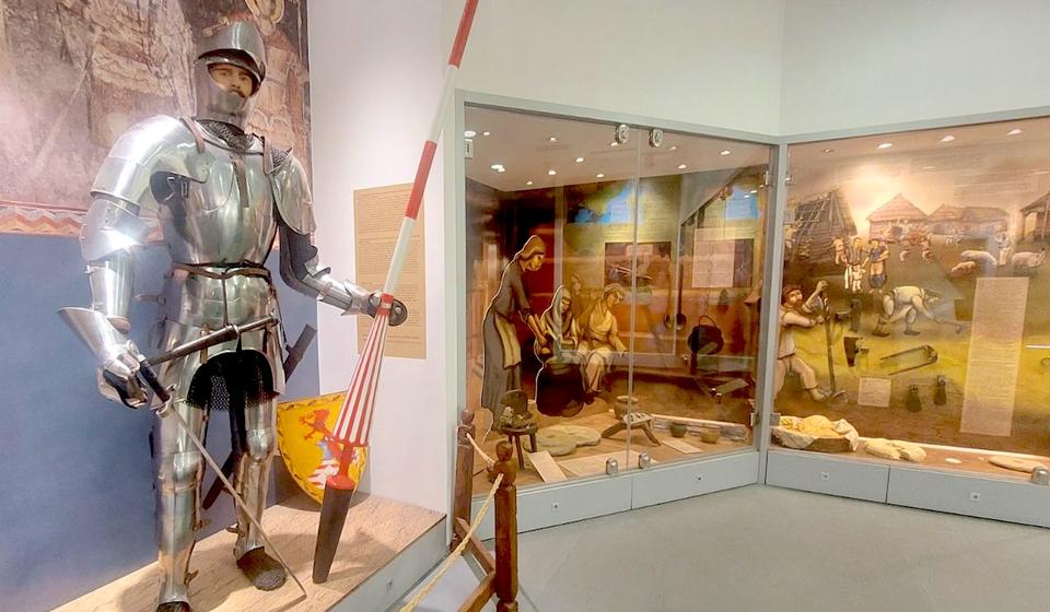 Foto Vranjenews (postavka Narodnog muzeja u Leskovcu)