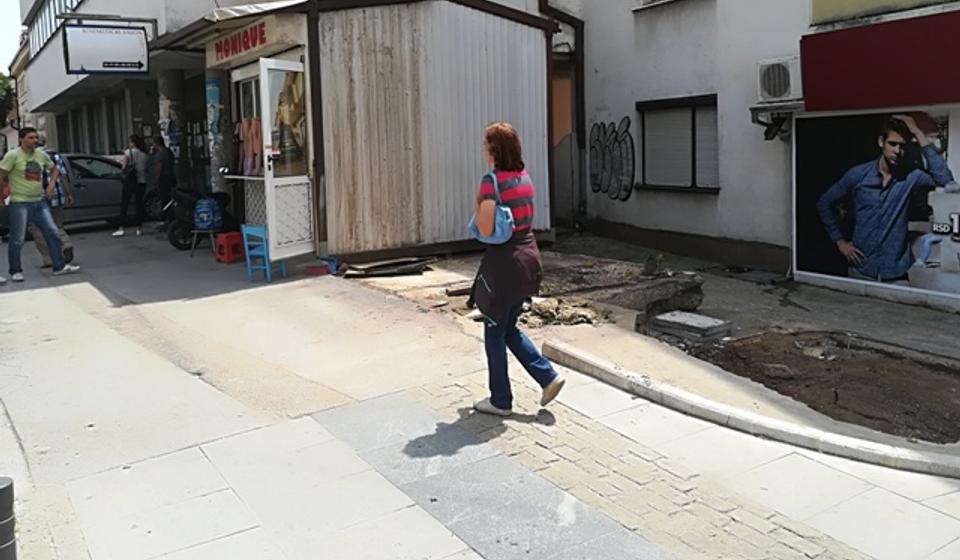 Ovaj prostor navodno je predviđen za zelenu površinu. Foto VranjeNews