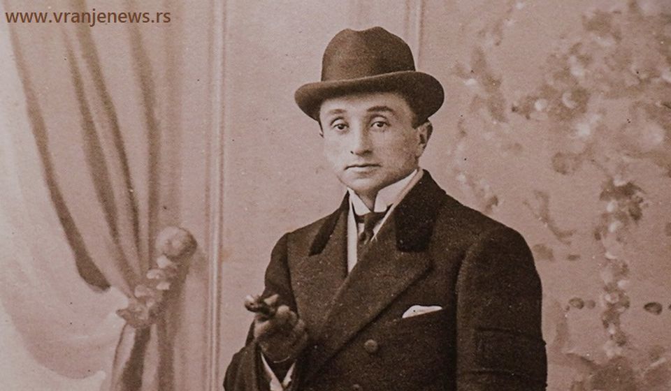 Nikola Stojanović Butinac, fotografija iz studentskih dana u Francuskoj (1921). Foto Vranje News