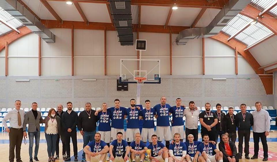 Novi drugoligaši: KK Radnik. Foto D. Mirčev