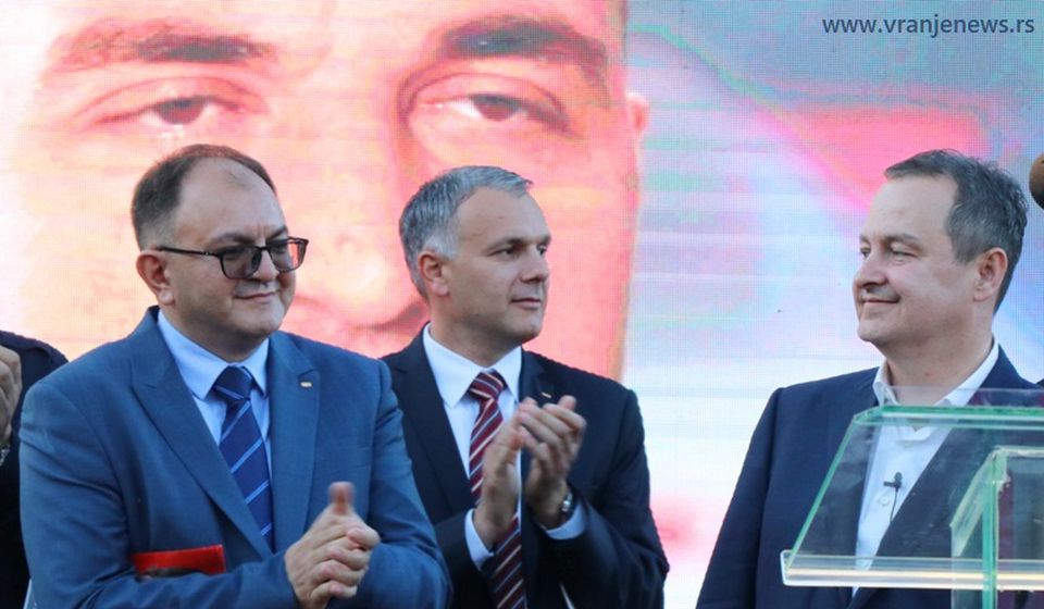 Zoran Antić (levo) na jednom od predizbornih skupova SPS-a. Foto Vranje News