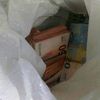 Novac bio u najlon kesi na zadnjem sedištu: Foto Uprava carina