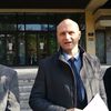 Advokat Gačević i funkcioneri NS ispred zgrade OJT u Vranju. Foto VranjeNews