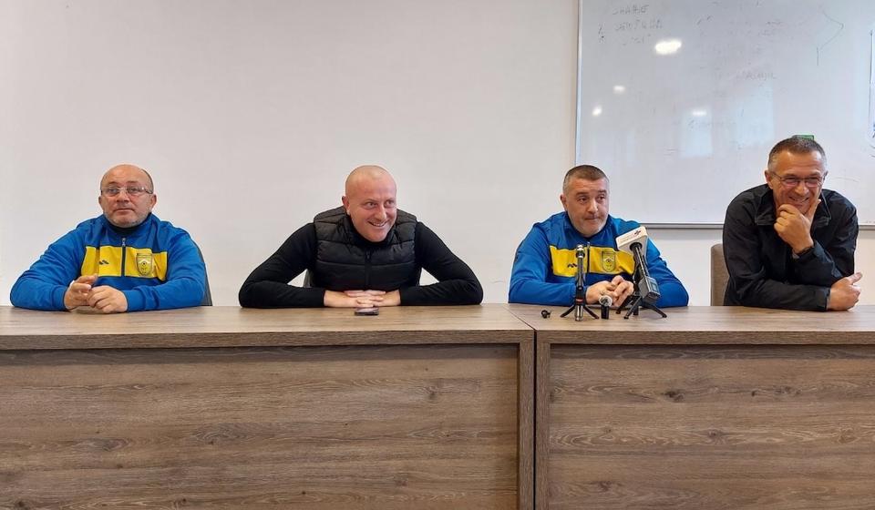 Detalj sa konferencije za medije na kojoj je analiziran jesenji deo sezone selekcija FK Dinamo Jug. Foto Vranje news