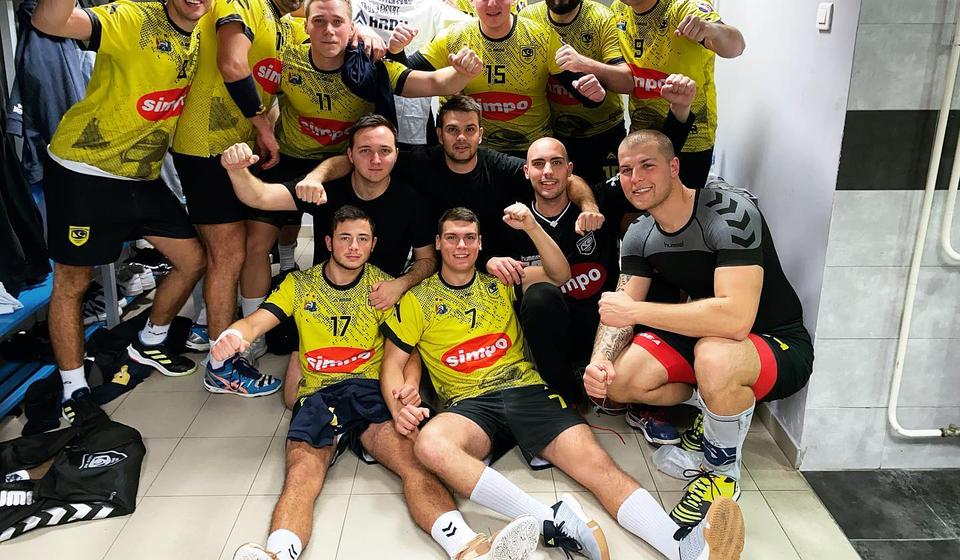 Vranjski rukometaši nakon trijumfa u Kraljevu. Foto RK VRanje 1957