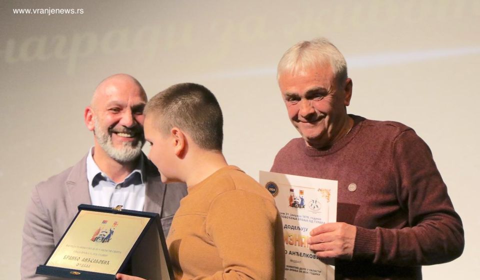 I Branku Anđelkoviću nagrada za životno delo. Foto Vranje news