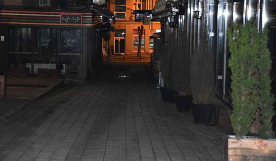 Ovih dana pusta Brankova ulica u Vranju. Foto Vranje News