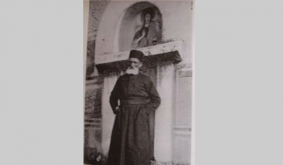 Jedinog preživelog sveštenika u manastiru Gračanica snimila je Malvina Hofman. Foto arhiva T.S.