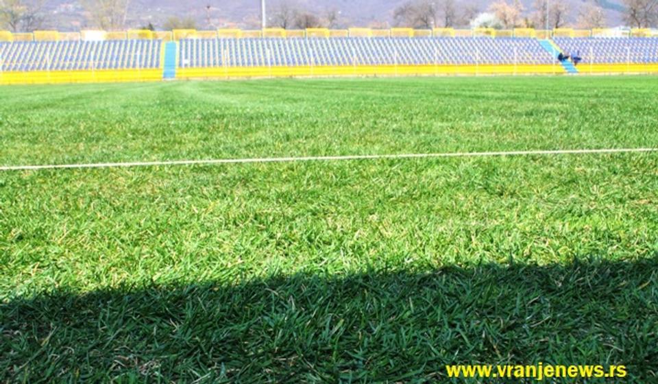 Deo novih tribina na Jumkovom stadionu. Foto VranjeNews