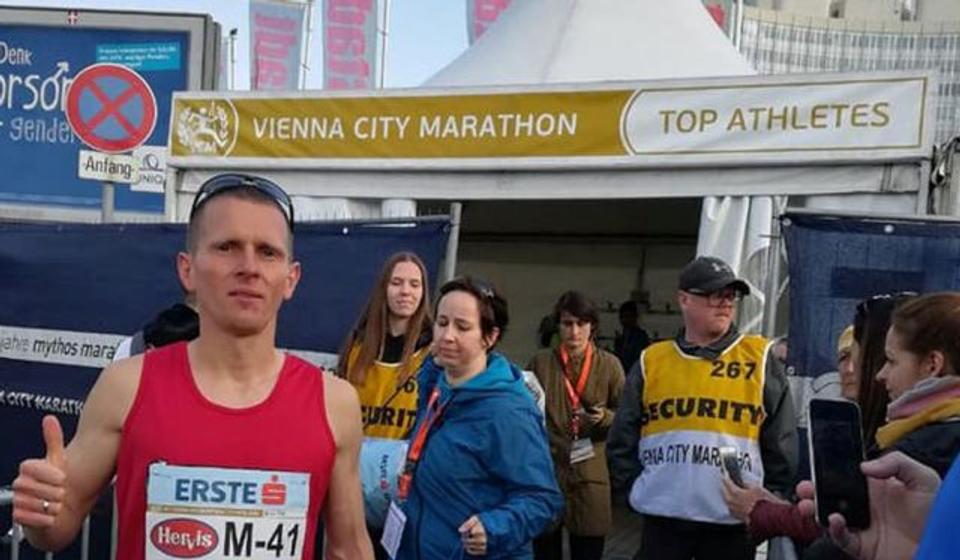 Stošić na nedavnom polumaratonu u Beču. Foto AK Vranjski maratonci