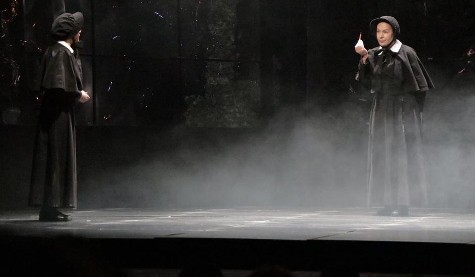 Stanka Kalčeva (desno) u predstavi Sumnja. Foto Vranje news