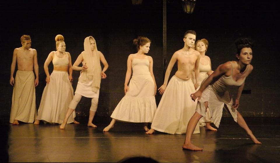 Kabare apsurda jedna od online predstava. Foto P(h)antomfest