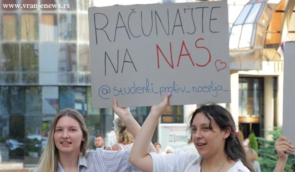 Emilija na jednom od protesta u Vranju. Foto Vranje news