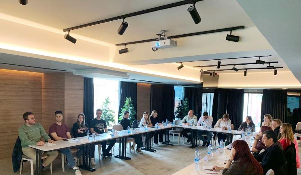 Foto Aktivisti iz komšiluka