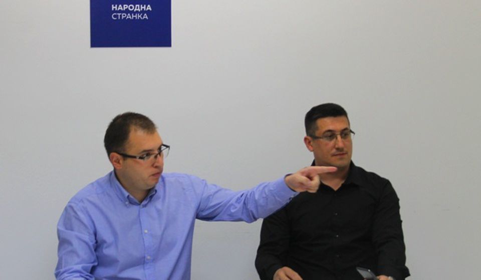 Funkcioneri Narodne stranke u Vranju Đorđe Ristić (levo) i Dragan Pavlović. Foto Vranje News